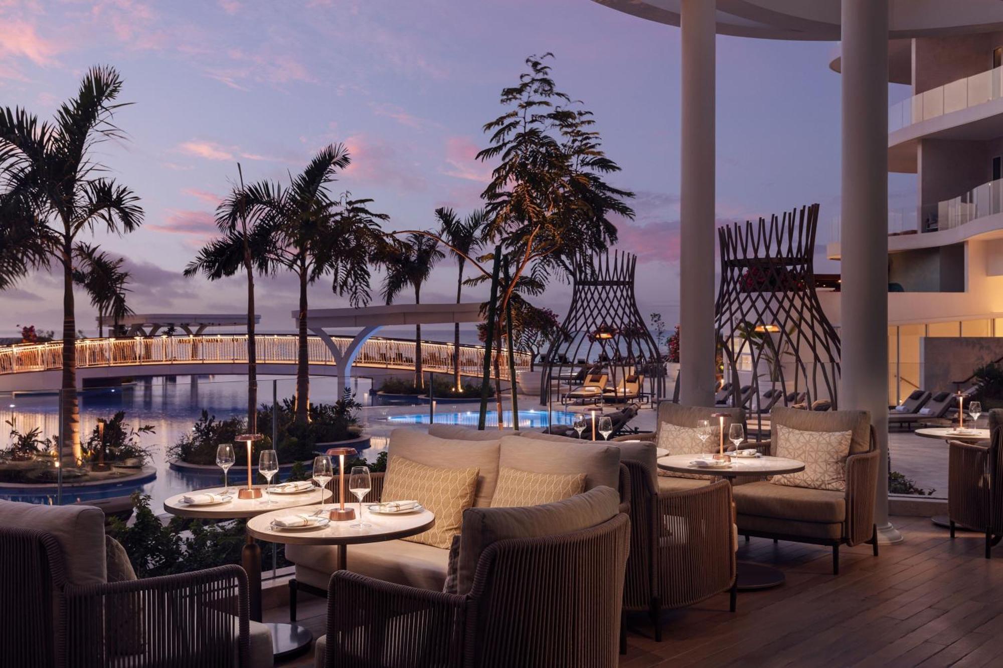 The St. Regis Al Mouj Resort 5*