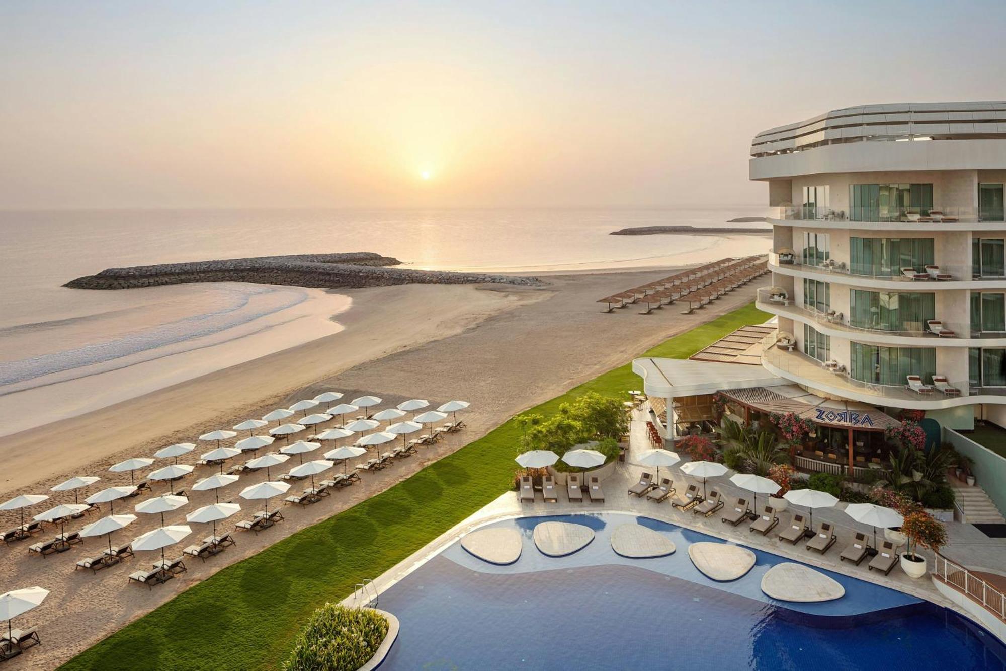 Resort The St. Regis Al Mouj 5*