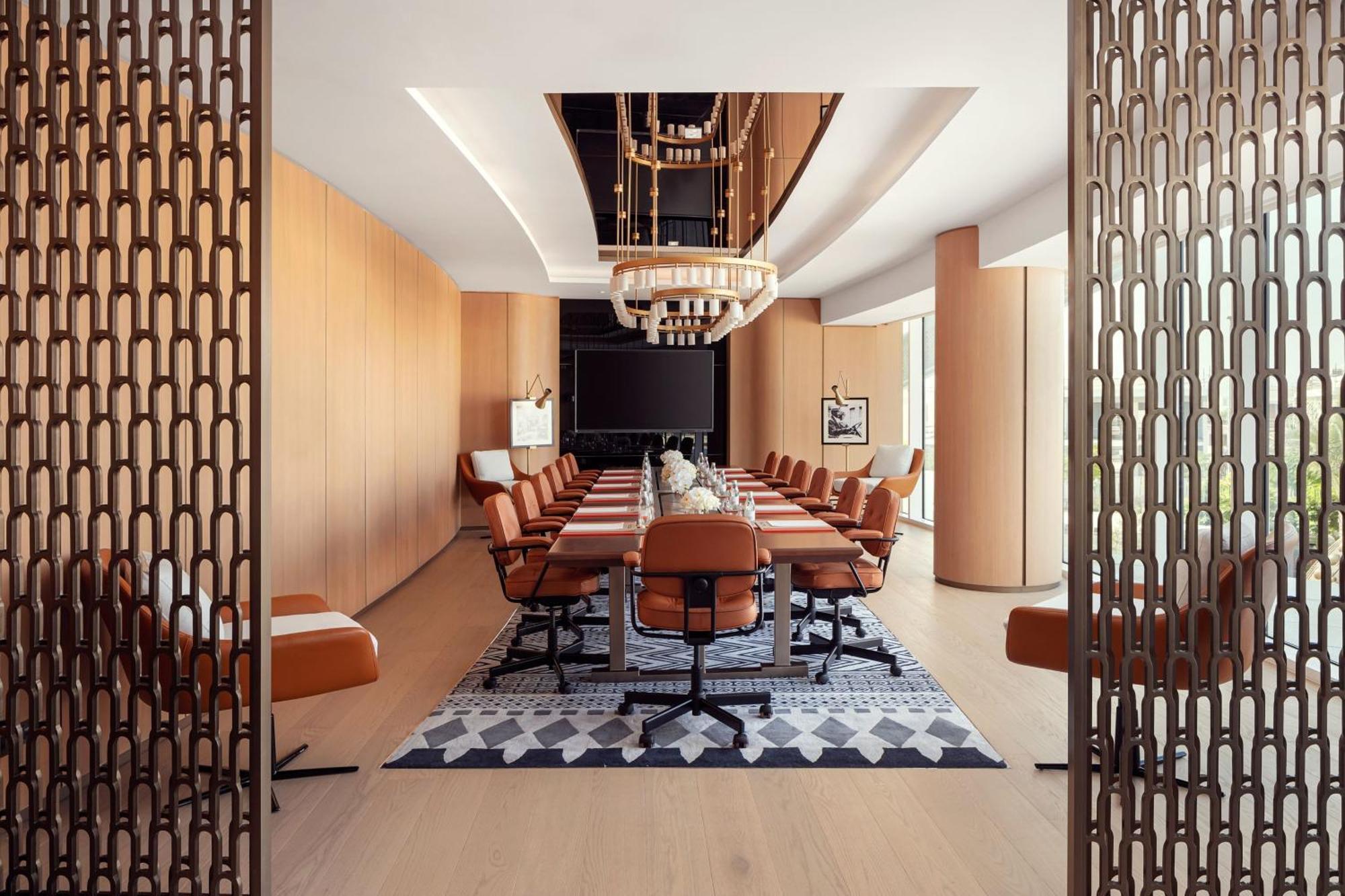 The St. Regis Al Mouj 5*