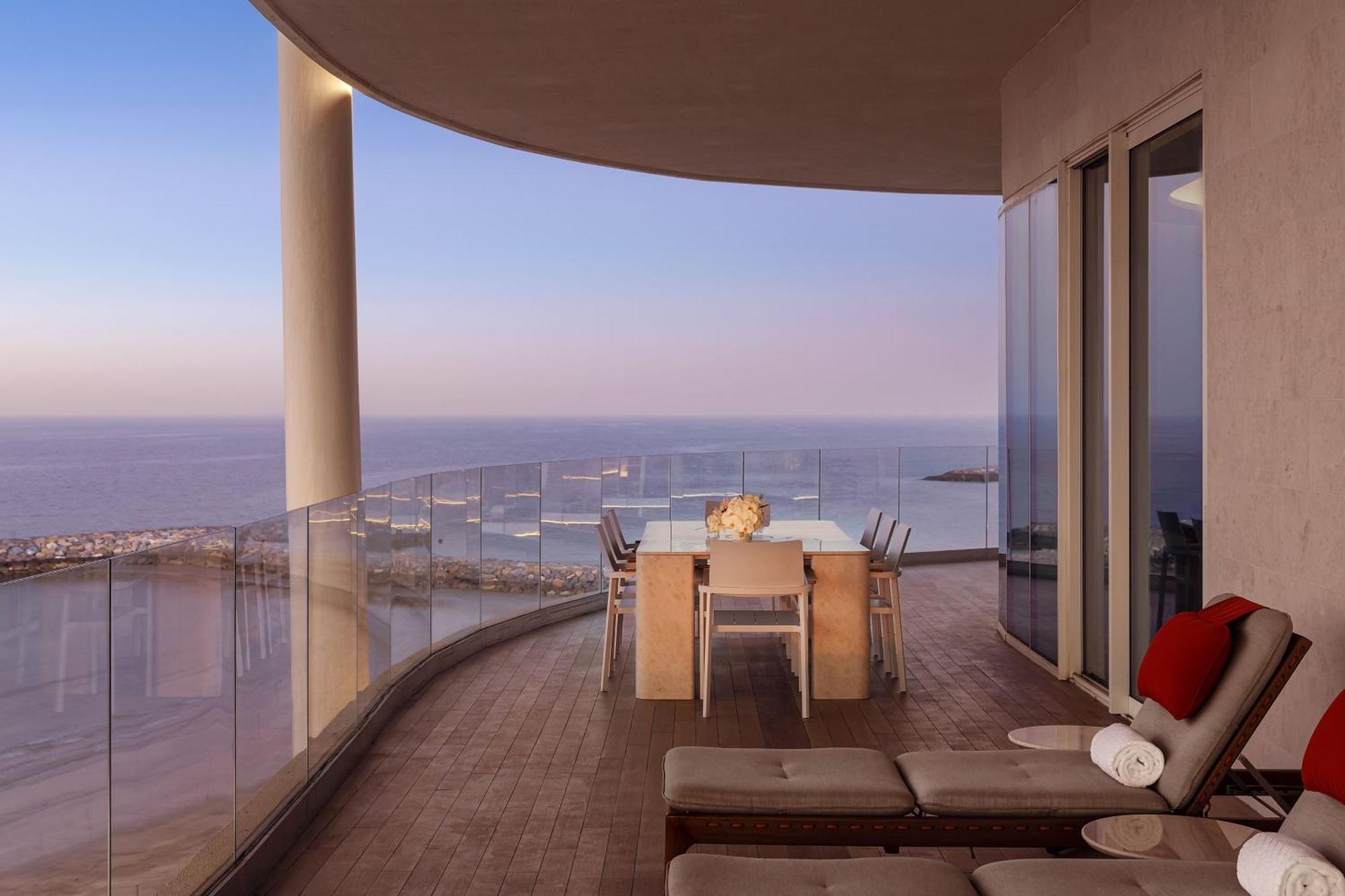 The St. Regis Al Mouj Station touristique 5*