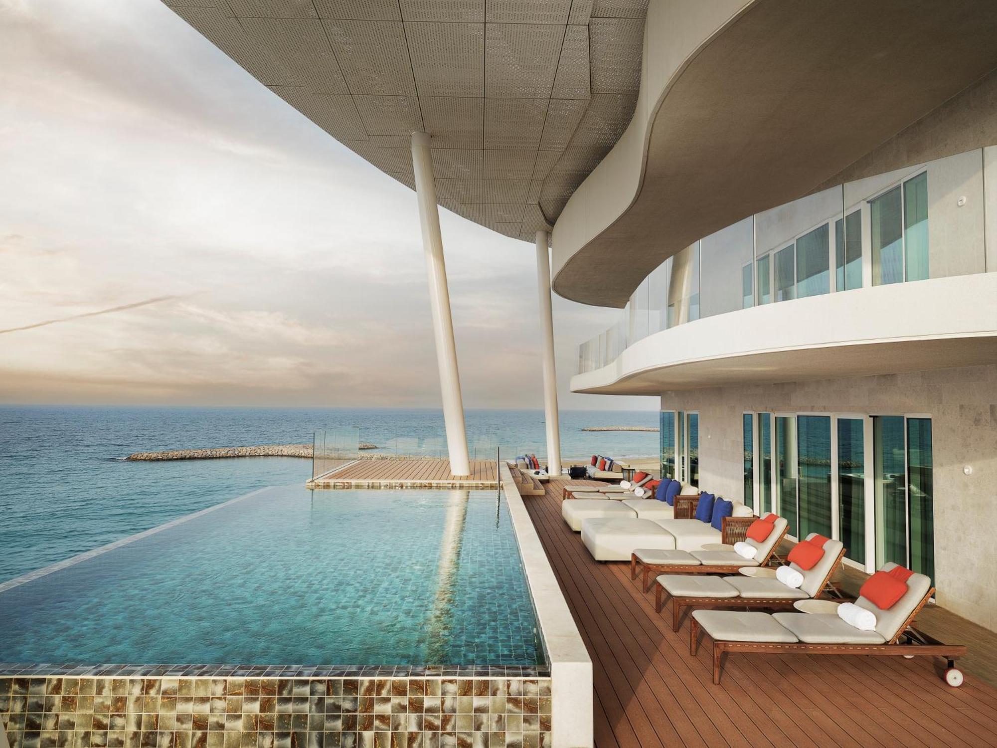 The St. Regis Al Mouj 5* Mascate